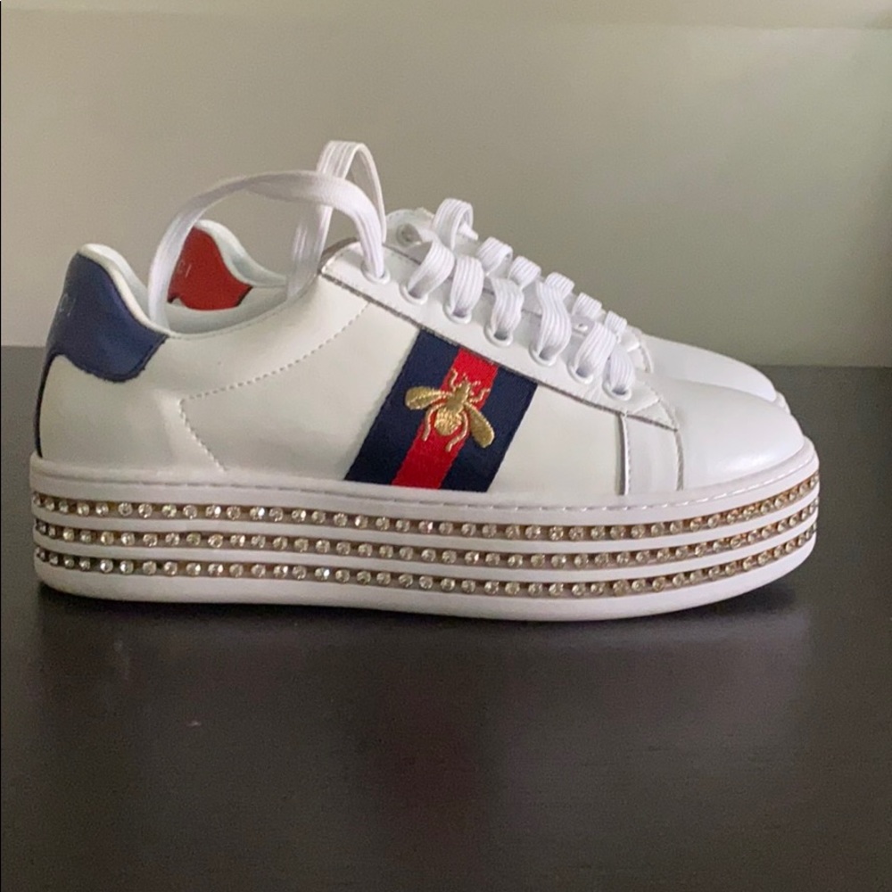 Gucci Ace sneakers with Crystals Size 7